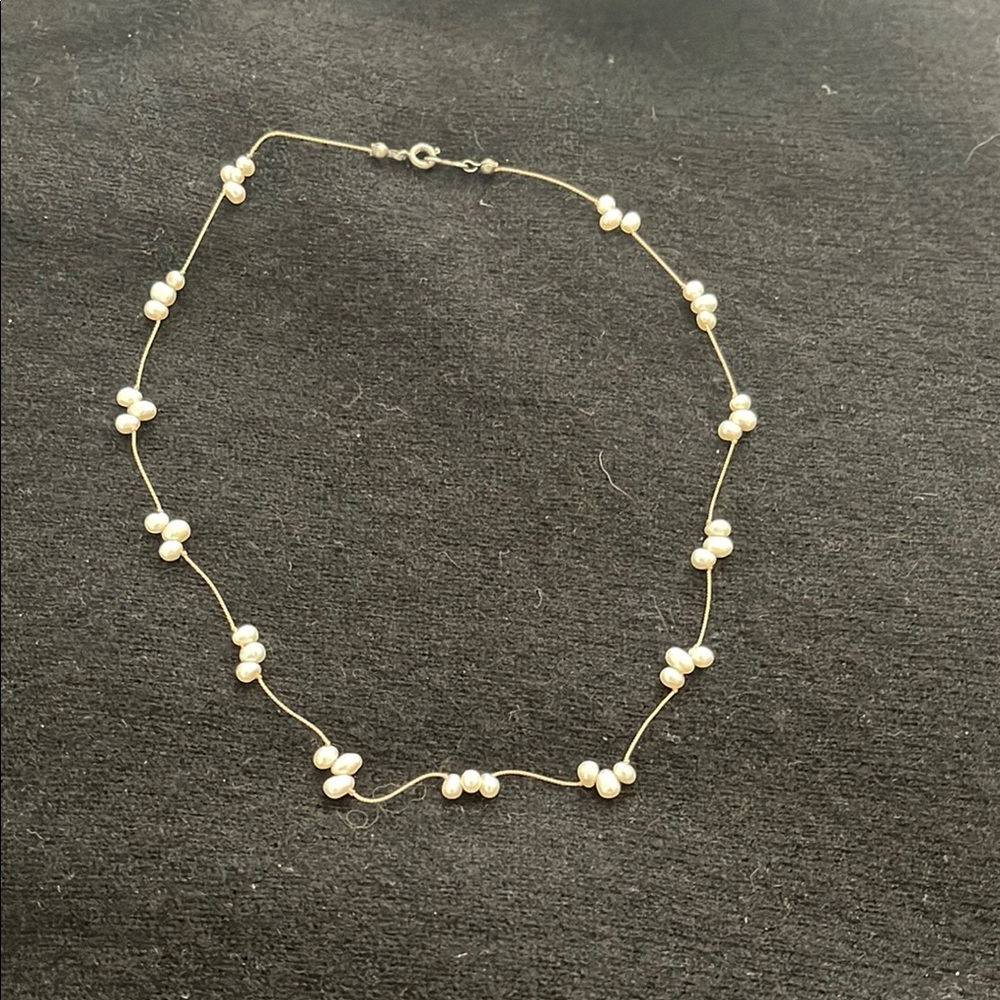 Elegant Pearl Necklace with Gold Chain
